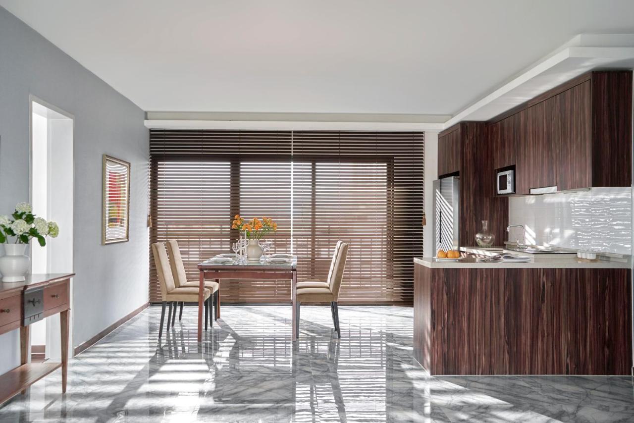 Oakwood Hotel & Apartments Saigon Хошимин Екстериор снимка